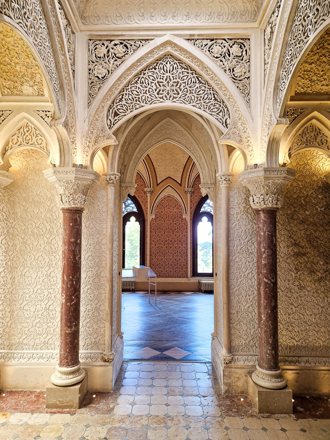 Palácio de Monserrate Sintra romantic moorish details