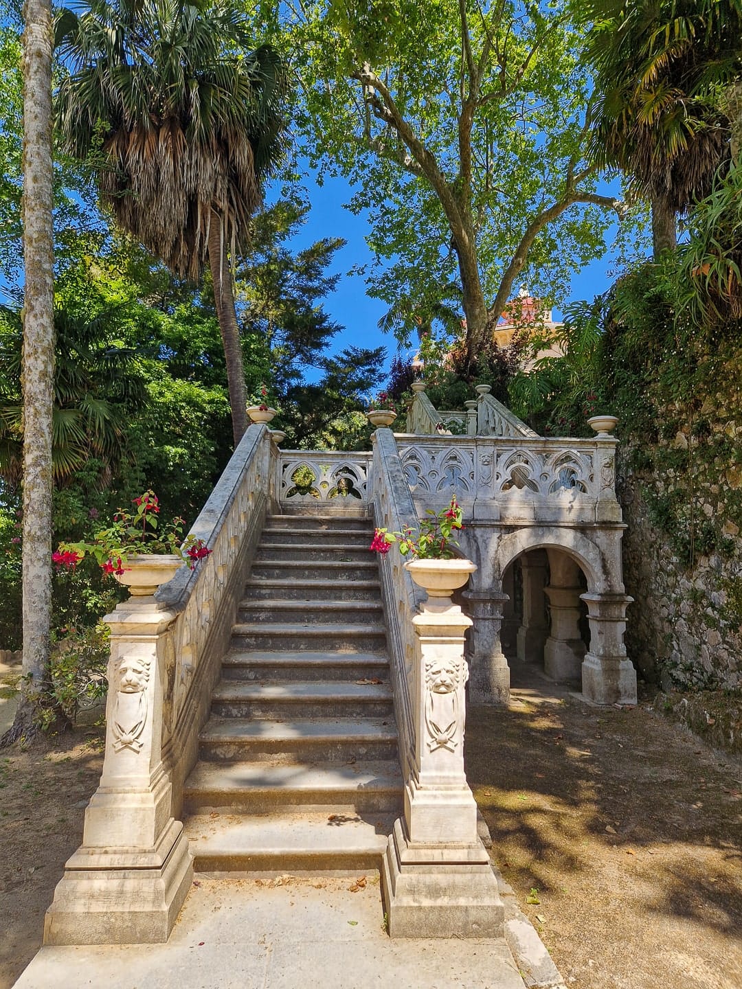 Palácio and Parque de Monserrate stairs